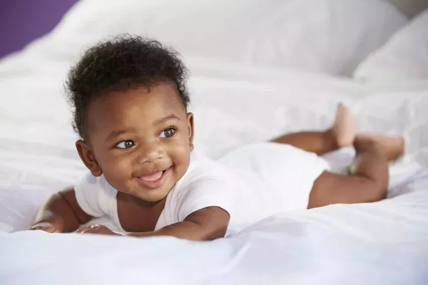 5 tips for buying baby clothes