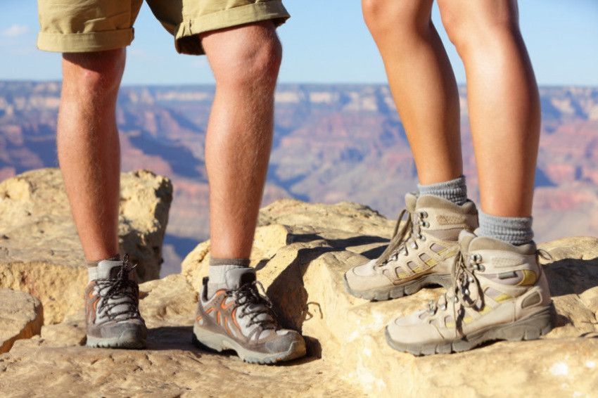 How to buy hiking boots