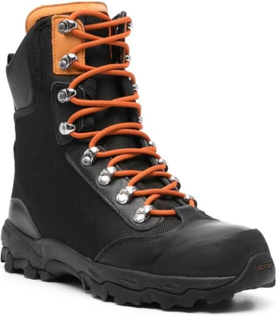 Marcelo Burlon County of Milan embossed-logo hiking boots Black