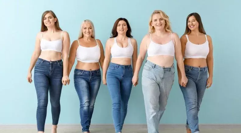 This is how you choose the perfect jeans model for your figure
