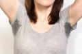 10 helpful tips against sweating