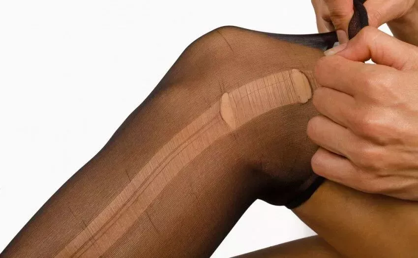 13 Tips to keep your pantyhose in one piece