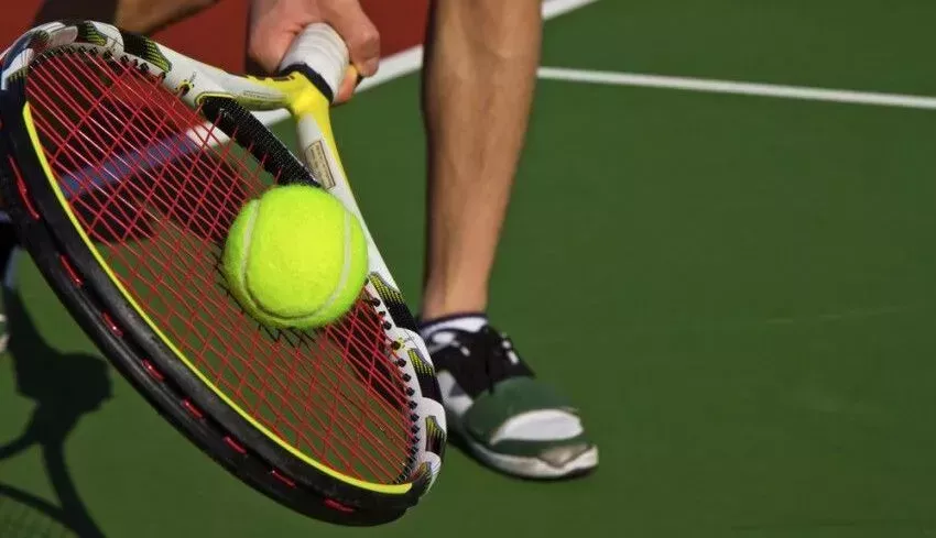 Buying tennis shoes: what to pay attention to?