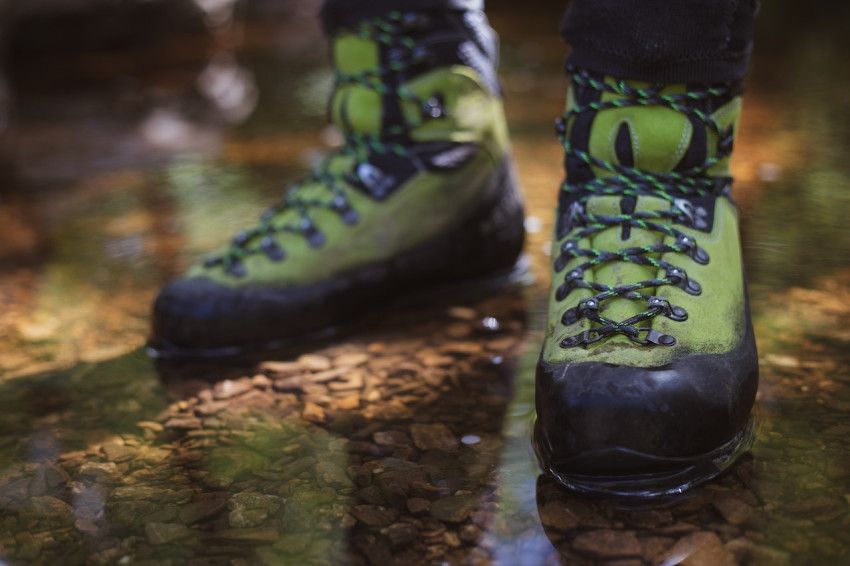 How to waterproof your shoes?