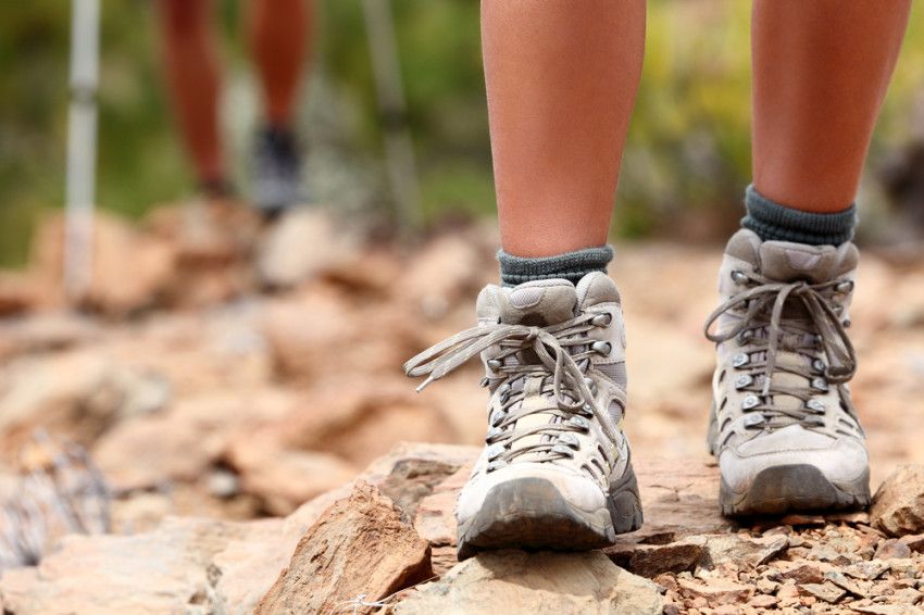 Hiking shoes for men: the most popular models