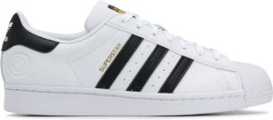 Adidas Superstar low-top trainers White