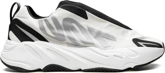 Adidas Yeezy 700 MNVN "Laceless Analog" sneakers White