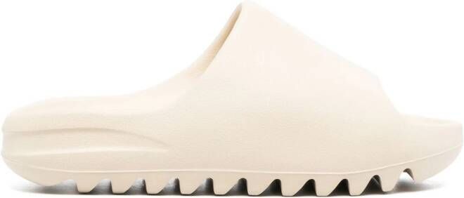 Adidas Yeezy 'Bone' foam slides Neutrals