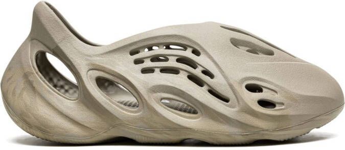 Adidas Yeezy Foam Runner "Stone Sage" sneakers Neutrals