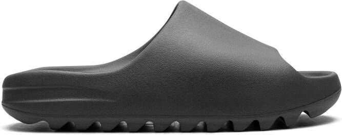 Adidas YEEZY "Granite" slides Grey