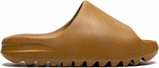 Adidas Yeezy "Ochre" slides Brown
