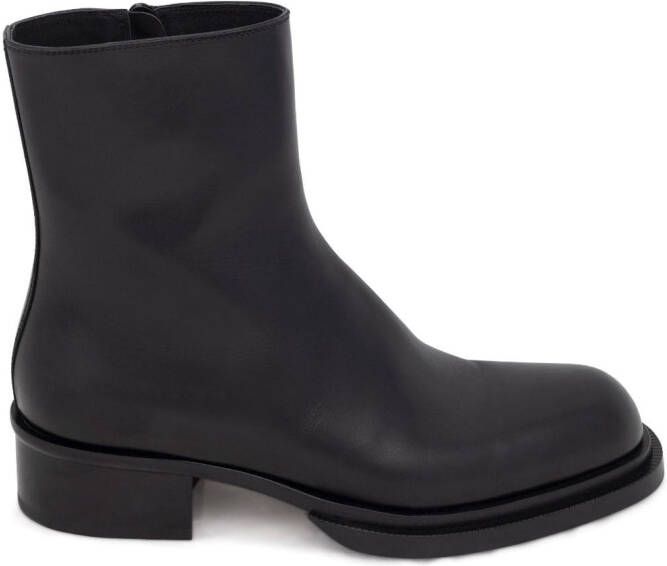 Alexander McQueen Cuban Stack leather boots Black