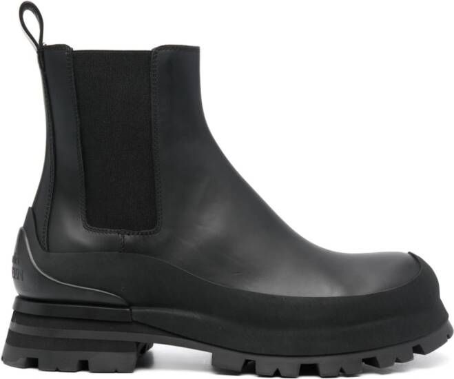 Alexander McQueen Wander leather Chelsea boots Black