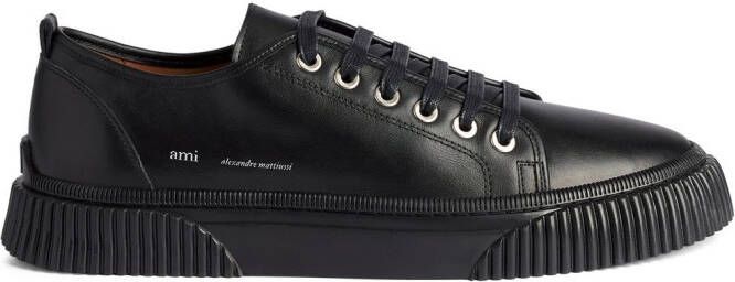 AMI Paris low-top leather sneakers Black