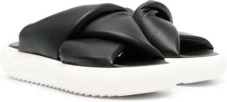 Andrea Montelpare padded-design leather sandals Black