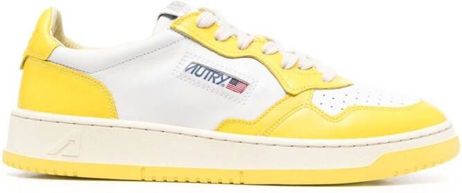 Autry logo-patch leather sneakers Yellow