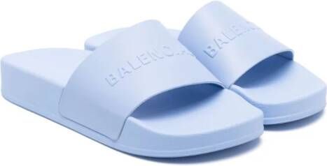 Balenciaga Kids embossed-logo tonal-design slippers Blue