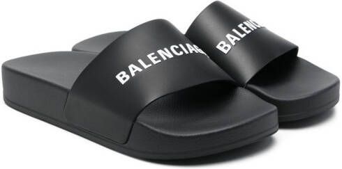 Balenciaga Kids logo-print pool sliders Black