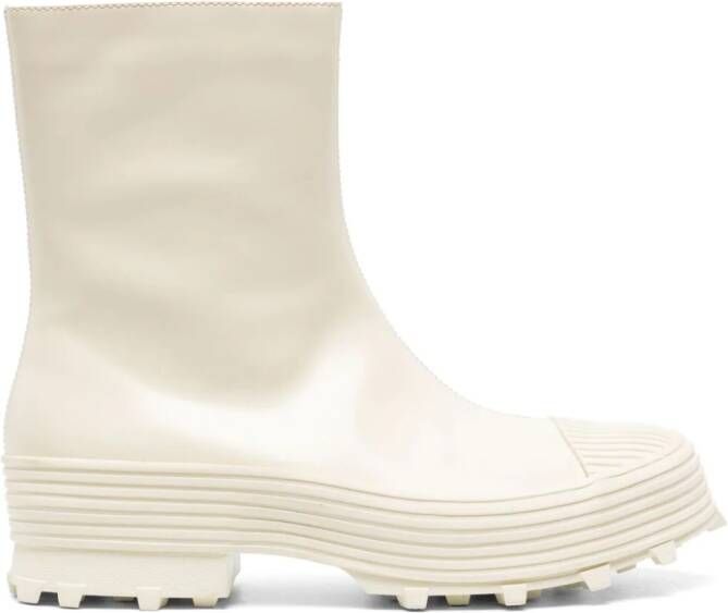 CamperLab Traktori leather ankle boots White