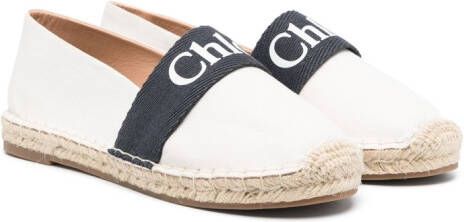 Chloé Kids logo-print raffia ballerina White