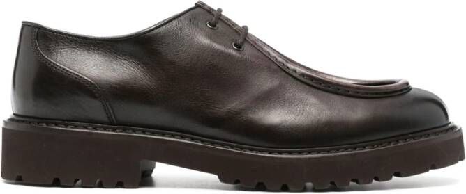 Doucal's almond-toe leather oxford shoes Brown