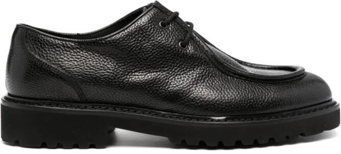 Doucal's grained leather lace-up shoes Black