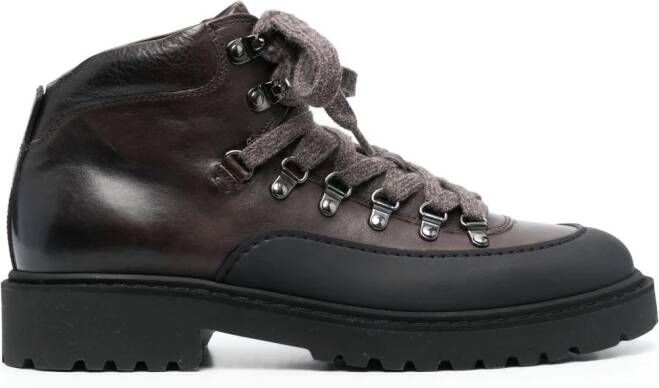 Doucal's lace-up leather ankle boots Brown