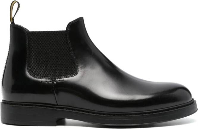 Doucal's leaher ankle boots Black