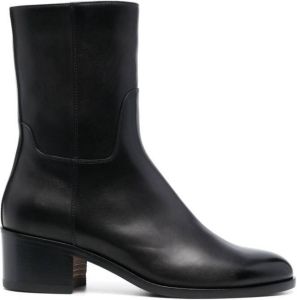 Doucal's leather ankle boots Black