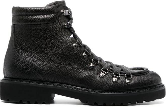 Doucal's pebbled leather ankle boots Black