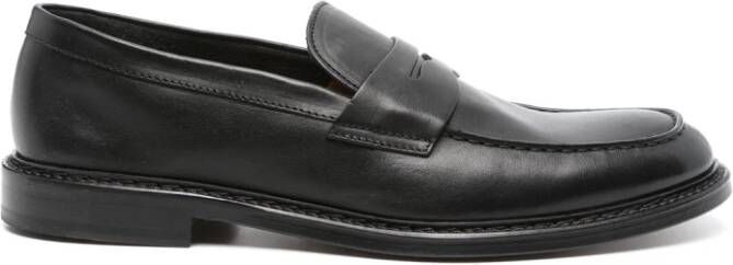 Doucal's penny slot leather loafers Black