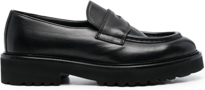 Doucal's ridged-sole detail loafers Black