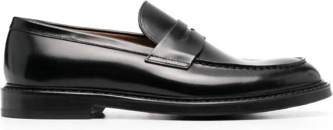 Doucal's slip-on leather penny loafers Black