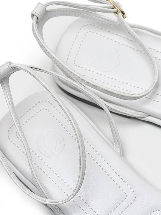 12 STOREEZ buckled leather sandals White