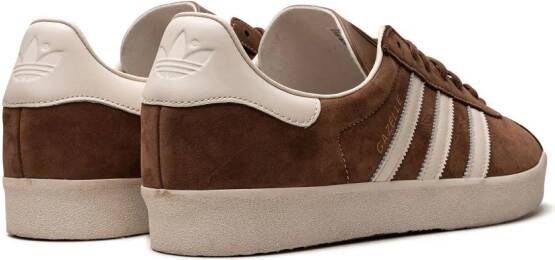adidas Gazelle 3-Stripes leather sneakers Brown
