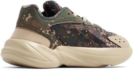 adidas Kids Ozweego camouflage-print sneakers Neutrals