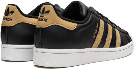 adidas Superstar low-top sneakers Black
