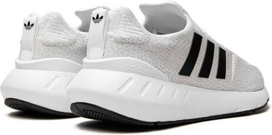adidas Swift Run 22 low-top sneakers White