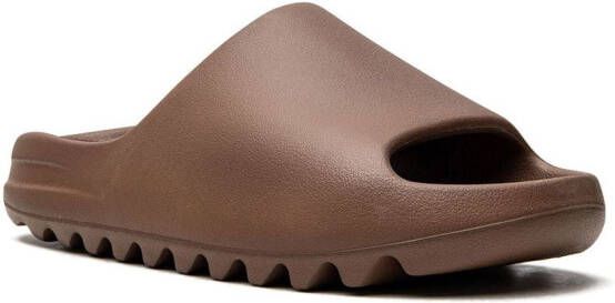 adidas Yeezy "Flax" slides Brown