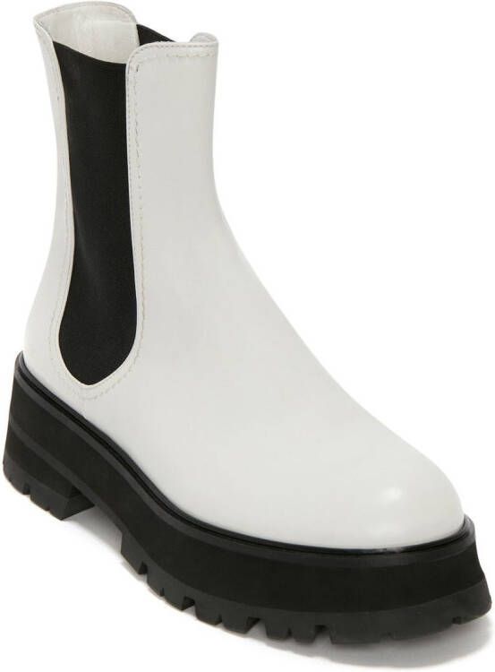 Alexander McQueen chunky-sole leather boots White