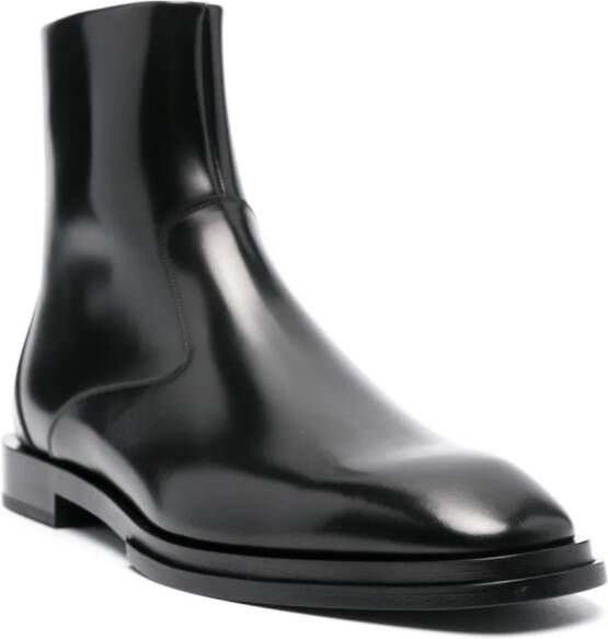 Alexander McQueen metal-trim leather boots Black