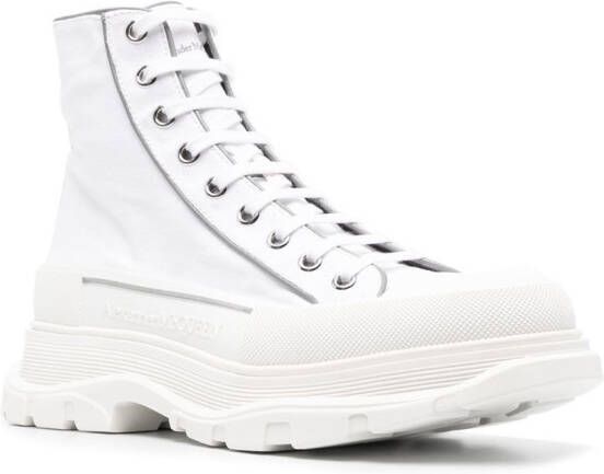 Alexander McQueen round toe boots White