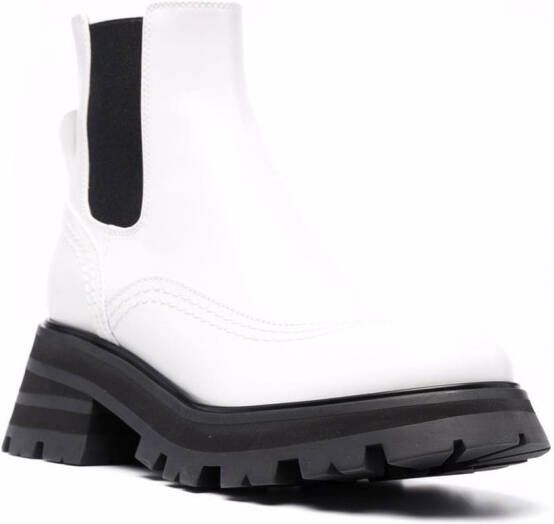 Alexander McQueen Wander ridged-sole leather boots White
