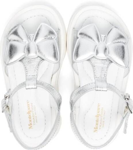 Andrea Montelpare bow-appliqué leather sandals Silver