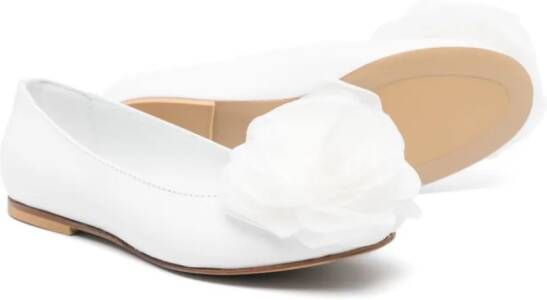 Andrea Montelpare floral-appliqué leather ballerina shoes White