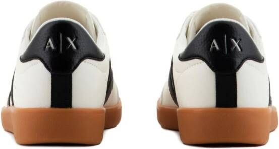 Armani Exchange logo-print low-top sneakers Neutrals