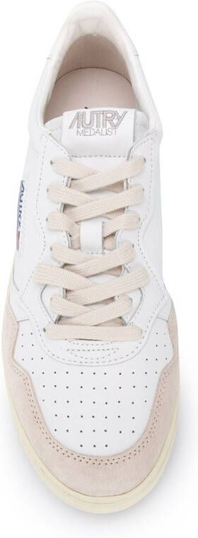 Autry Medalist low-top sneakers White