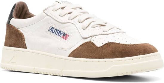 Autry logo-patch leather sneakers Neutrals