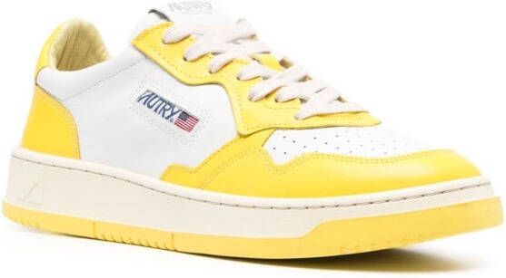 Autry logo-patch leather sneakers Yellow