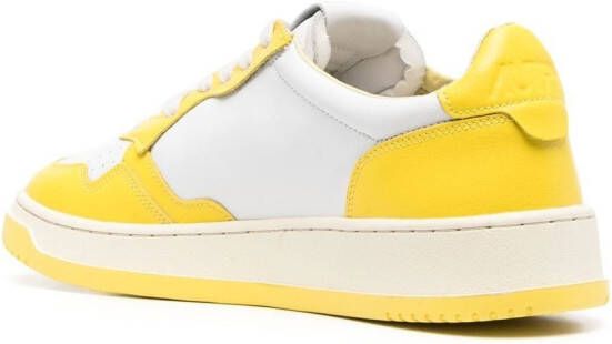 Autry logo-patch leather sneakers Yellow